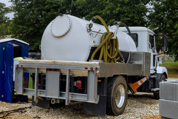 Portable Toilet Options We Offer in Oglesby, IL