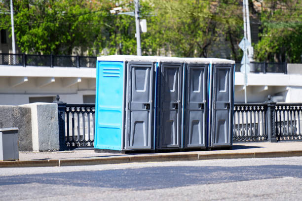 Best Portable restroom trailer rental  in Oglesby, IL